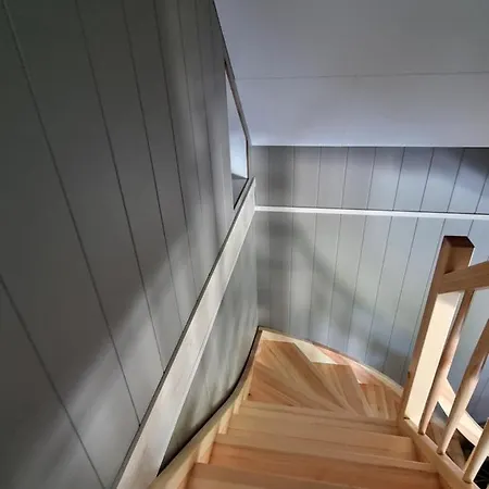 Letniskowe Bez Zwierzat אכסניה מידזיזדרויה