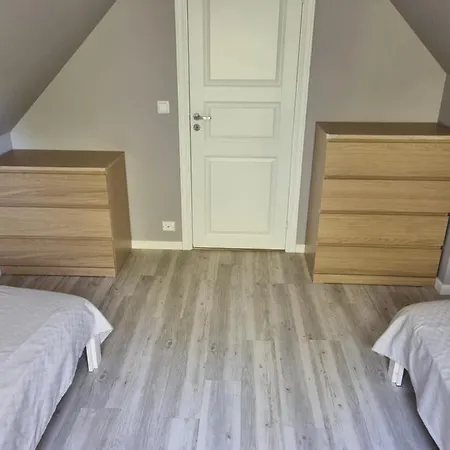 אכסניה Letniskowe Bez Zwierzat מידזיזדרויה